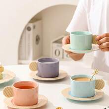 創意個性化餅乾造型陶瓷咖啡杯和茶碟套裝,簡單可愛設計的辦公室/家庭使用茶杯,是朋友生日或婚禮的理想禮物。 - 彩色 - 查看 2