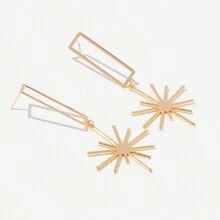 1pair Fashionable Creative Metal Geometric Drop Earrings - Geometric Earrings - View 3