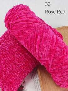 100 (taille unique)/250g Fil de peluche pour bébé, peluche en chenille douce, matériel de tricot et de couture DIY pour écharpe/pull. Fil de peluche 100% polyester pour accessoires amigurumi