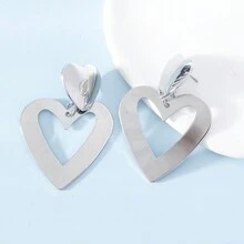 1 對金屬鏤空心形噴漆耳環,適合日常配戴及度假 - 鏤空雙愛心 - 查看 10