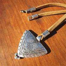 1pc Artistic Korean Style Velvet & Alloy Triangle Geometry Design Unisex Commuting Silver Color Fashion Necklace - Antique Silver - View 5