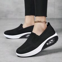New Fashionable Casual Square Dancing Shoes, Soft And Comfortable Slip-On, Breathable Mesh Fabric, Thick Anti-Skid Sole With Shock Absorption And Height-Increase Features, Suitable For Large Feet Women - Black and White - View 3