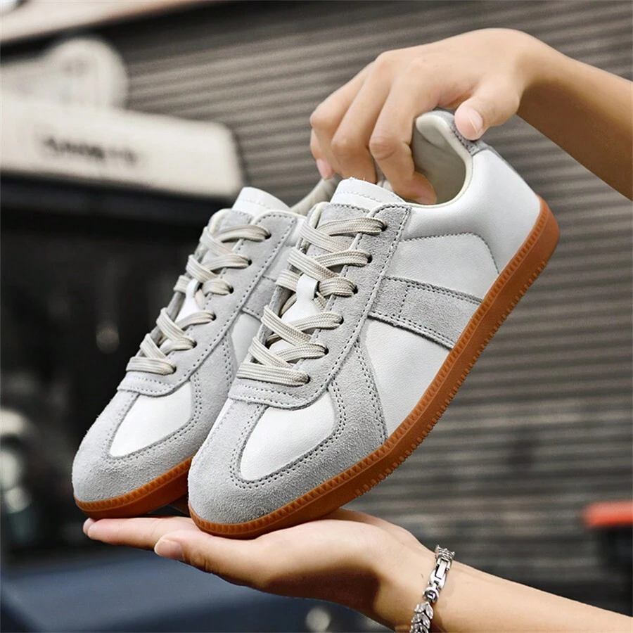 男士白色平底皮革運動鞋,抗磨耐用且輕量,低幫滑板鞋,大碼休閒訓練鞋 - 彩色 - 查看 1