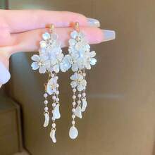 1pair White Flower & Tassel Pendant Earrings In Fashionable And Simple Style, Perfect Gift For Valentine's Day, Suitable For Girls' Ear Decoration - White - View 4