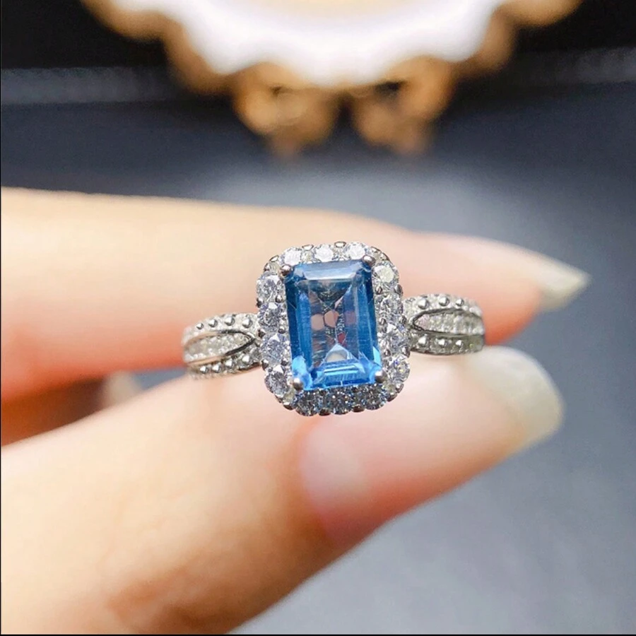 时尚女士海蓝宝石戒指、微镶铆钉戒指、魅力女士时尚派对戒指、鸡尾酒戒指、送给情侣的奢华珠宝礼物 - 方形鉚釘藍色寶石戒指 - 查看 1