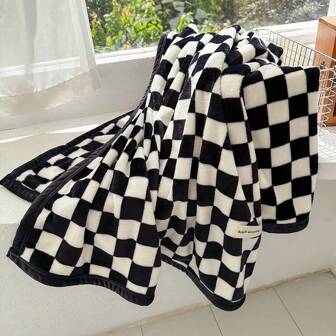 Black And White Houndstooth Checkered Air Conditioning Sofa Blanket Lightweight Soft Cover Blanket Nap Blanket For Office And Home Use