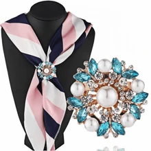 1pc Fashionable Butterfly Shaped Rhinestone & Pearl Decor Brooch, With Multi-Functional Scarf Buckle Design & Anti-Slip Clip, Suitable For Daily & Festival Wear - Multicolor - View 6