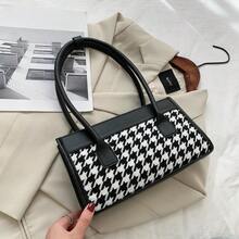 New Fashion Plush Material Leisure Shoulder Bag With Simple Diamond-Shape Check Pattern For Autumn/Winter - Black and White - View 9