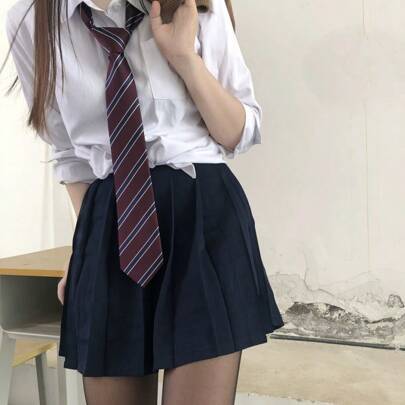 1 件女士深红色条纹手工领带，非常适合搭配衬衫、礼品配饰女士