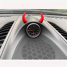 2入組鬼角設計裝飾貼紙,適用於汽車內飾或機車頭盔配件 - 彩色 - 查看 6