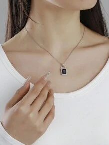 1pc Stylish Luxury French Delicate Black Lock Pendant Necklace Suitable For Daily Wear For Both Men And Women - Black - View 1