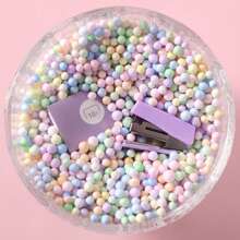 附帶400個訂書針,20個回形針的迷你訂書機可愛辦公禮品,有3種顏色選擇 - 綠色 - 查看 7