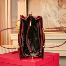 1個女士酒紅色高端刺繡花邊紋理晚宴聚會復古奢華手拿包 - 紅色 - 查看 5