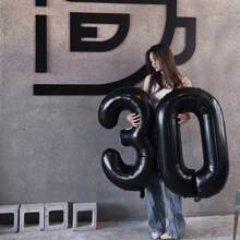 Bóng bay lá kim 32 inch với số kiểu Mỹ từ 0 đến 9, trang trí tiệc sinh nhật và lễ kỷ niệm xuyên biên giới - Phiên bản mỏng, Giáng sinh - màu đen - Xem 1