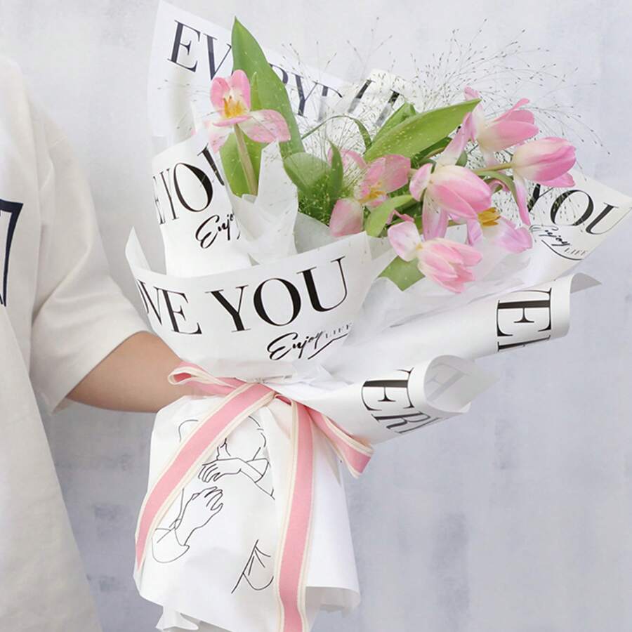 20 tờ/gói giấy gói hoa Anh, họa tiết ôm tình yêu đơn giản, bao bì quà tặng và hoa cho ngày lễ tình nhân ngày lễ tình nhân trở lại trường