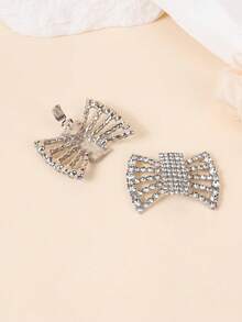 1對水晶蝴蝶形鑽石鑲嵌銅合金鞋扣,適合於女性鞋子的各種部位（鞋頭,鞋跟等）的理想裝飾品 - 銀色 - 查看 3