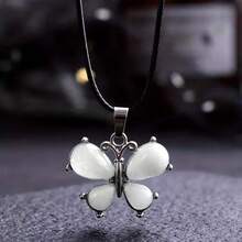 1入天然水晶蝴蝶造型吊墜,適用於家居裝飾或治療水晶蝴蝶項鍊 - 療癒水晶蝴蝶吊墜項鍊 - 查看 8