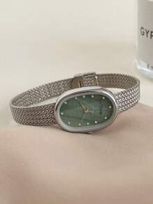 21design Oval-Shaped Mother Of Pearl Dial Woven Mesh Strap Waterproof Quartz Watch With Silver Shell