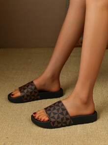 夏季戶外拖鞋,防滑、防臭柔軟鞋底,休閒戶外拖鞋,歐洲風格 - 棕色 - 查看 2