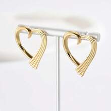 1pair European And American Style Creative Heart Shaped Stud Earrings - Gold Heart Earrings - View 5