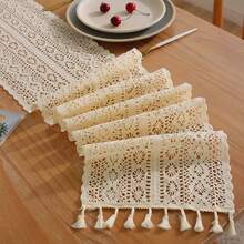 1 Miếng Ren rỗng Mô hình hoa Polyester Khăn trải bàn , Quốc gia Phong cách , Bốn - 1 khăn trải bàn màu be - Xem 3