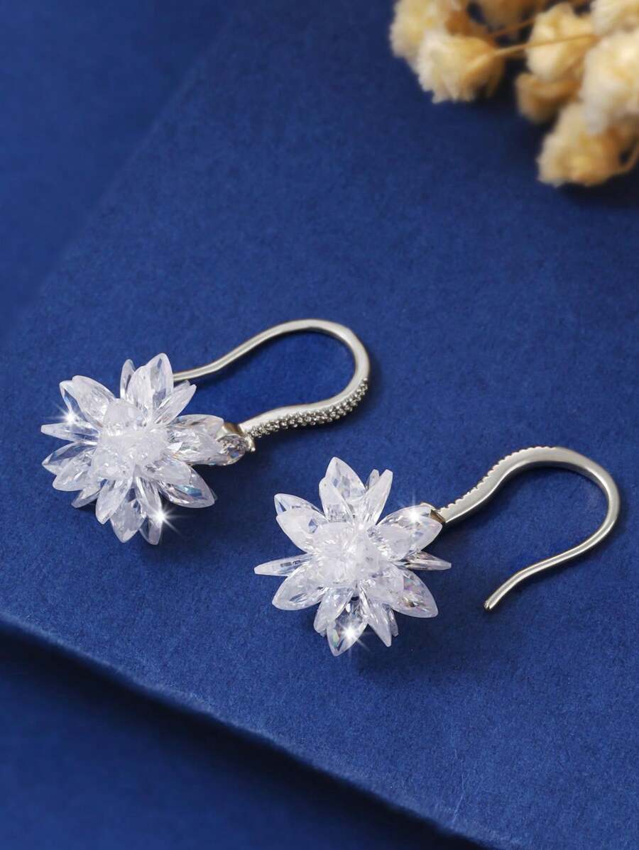 1pair Fashionable Ice Flower Shaped Zirconia Crystal Dangle Earrings, Perfect For Daily Wear And Date, A Great Gift For Her - White - View 1