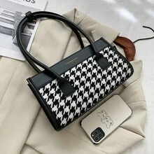 New Fashion Plush Material Leisure Shoulder Bag With Simple Diamond-Shape Check Pattern For Autumn/Winter - Black and White - View 7