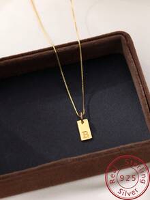Under the banyan tree 1 件簡單方形 26 個英文字母 925 純銀吊墜項鍊,多功能女式鎖骨鏈 - 金色 - 查看 29