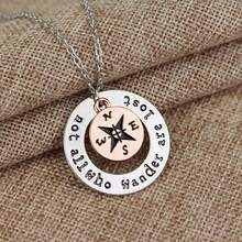1pc Personalized Simple Compass Shaped 'Not All Who Wander Are Lost' Circle Pendant English Lettering Necklace For Women's Daily Wear - Multicolor - View 2