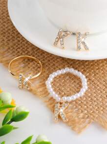 1個時尚簡約的幾何圓環,帶有26個英文字母,適用於項鍊和戒指 - 金黃色 - 查看 1