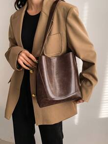 大容量純色女包新款休閒單肩包斜背包時尚百搭通勤水桶包適合上課、約會、逛街,送朋友的禮物 - 咖啡棕 - 查看 3