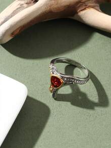 1pc Fashionable Hip-Hop Bicolor Personalized Shield Shape Triangle Red Garnet & Cubic Zirconia Decor Men's Ring - Red - View 1