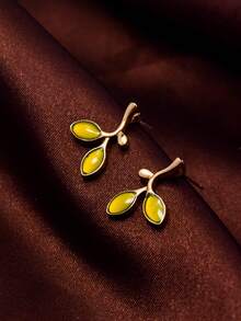 女性禮物1對時尚金色樹脂葉形耳釘,適用於女孩日常或派對佩戴 - 黃色 - 查看 9