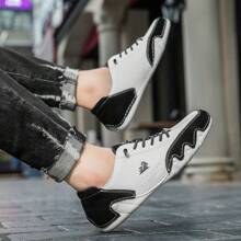 New Arrival Men's Leather Low-Top Sneakers, Casual Walking Shoes With Fashionable And Versatile Design, Popular For Outdoor And Casual Wear - Black and White - View 4