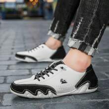 New Arrival Men's Leather Low-Top Sneakers, Casual Walking Shoes With Fashionable And Versatile Design, Popular For Outdoor And Casual Wear - Black and White - View 8