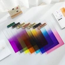 1個重型剪貼板,a4信封大小的漸層亞克力剪貼板,適用於護士、學校和辦公室,在剪貼板上設有筆套和低至夾子,適用於學生、女性和男性,尺寸為12.2 X 8.67英寸 - 綠色 - 查看 7