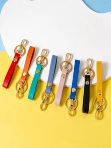 1pc Simple Creative Pu Solid Color Keychain, Vintage Fashion Keyring Pendant For Couples - Black - View 5