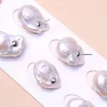 1pair Luxury 15-20mm High Glossy Natural Baroque Asymmetrical White Rainbow Freshwater Pearl & S925 Sterling Silver Earrings, Suitable For Women As Wedding Gift & Bridal Jewelry Holiday - 15-20MM White Baroque Pearl Stud Earrings - View 12