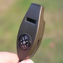 1pc 4-In-1 Multifunctional Field Emergency Survival Portable Whistle With Compass, Thermometer And Magnifying Glass, Outdoor Emergency Safety Tool, Very Necessary Tools In The Field. Suitable For Hiking, Hiking, Outdoor Camping, Fishing, Hunting, Sporting Events, Team Sports, Extreme Sports, Etc. Camping Stuff