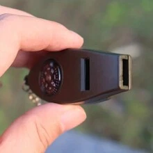 1pc 4-In-1 Multifunctional Field Emergency Survival Portable Whistle With Compass, Thermometer And Magnifying Glass, Outdoor Emergency Safety Tool, Very Necessary Tools In The Field. Suitable For Hiking, Hiking, Outdoor Camping, Fishing, Hunting, Sporting Events, Team Sports, Extreme Sports, Etc. Camping Stuff