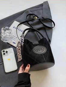 新款时尚纯色pu防水面料小香风钻石纹设计字母图案装饰图案便携水桶包适合旅行逛街送围巾可斜挎。 - 黑色 - 查看 6