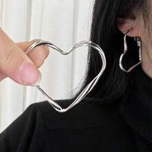 2pcs Fashionable Silver Design Inspiring Asymmetrical Hollow Out Heart Hoop Earrings Suitable For Women's Daily Wear, Dating, Party Etc. - Silver - View 1