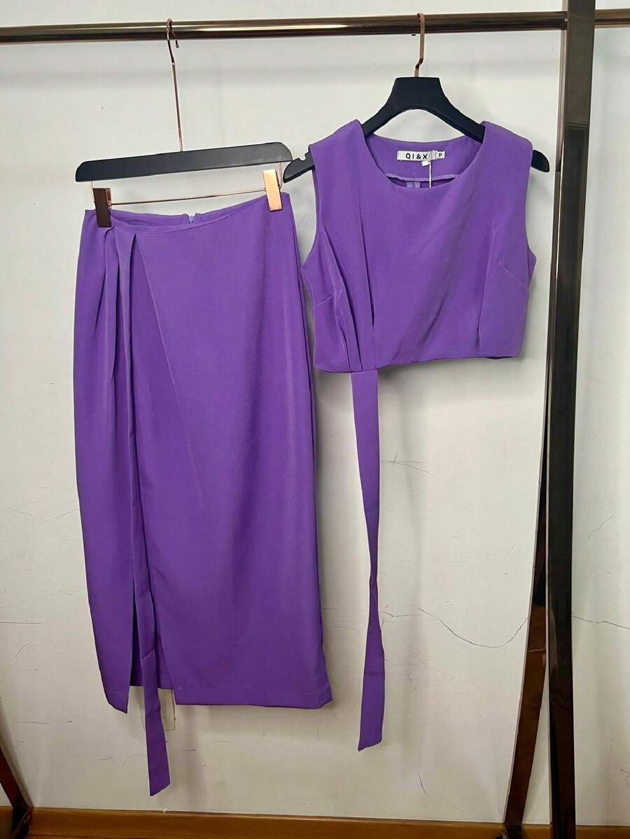 conjunto feminino cropped e saia longa alfaiataria com ziper