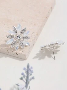 2入組女士銀色向日葵形合金和鑲嵌鑽石裝飾耳釘,適用於婚禮 - 銀色 - 查看 3