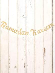 علامة ربع دائرية لتزيين حدث مبرك، مصنوعة من الورق الملمس اللامع باللون الذهبي