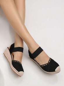 女款四朵花蕾絲飾邊草編厚底坡跟涼鞋