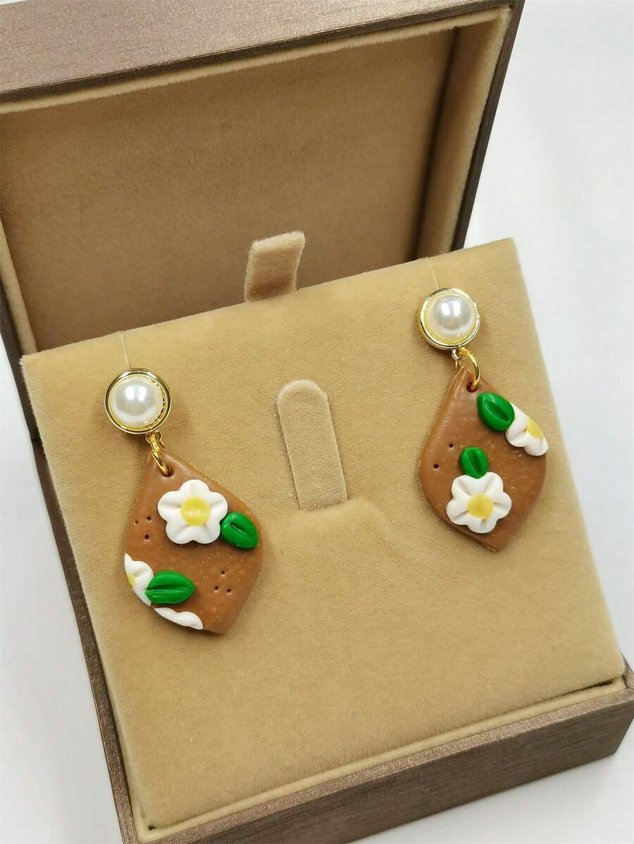 1對時尚手工3d花朵耳針,由軟陶製成,適合女性在晚會上佩戴 - 菱形 - 查看 1