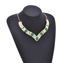 European And American Style Vintage Gemstone Inlaid Necklace, Colorful Crystal Sweater Chain, Exaggerated Alloy Necklaces For Party Dressing Accessories - Green - View 2