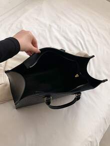 新款時尚純色pu防水布料大容量對比設計字母圖案裝飾設計雙手提袋適用於旅遊,購物和通勤。適合辦公室,工作和上下班使用 - 黑色 - 查看 7