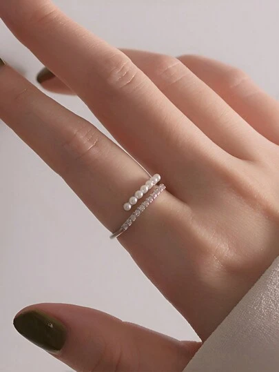 精美的立方氧化鋯和養殖人造珍珠裝飾純銀包覆戒指,女性禮品之選